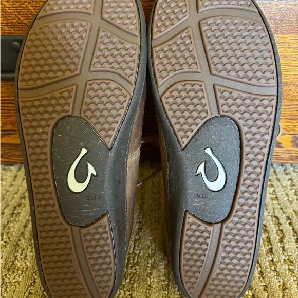 Honua OluKai Leather Slip Ons