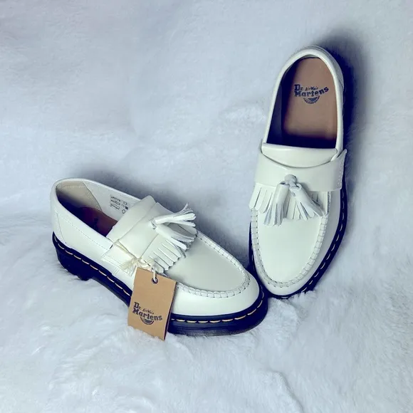 HP🎉NWT Dr Marten Adrian Tassle White Loafers