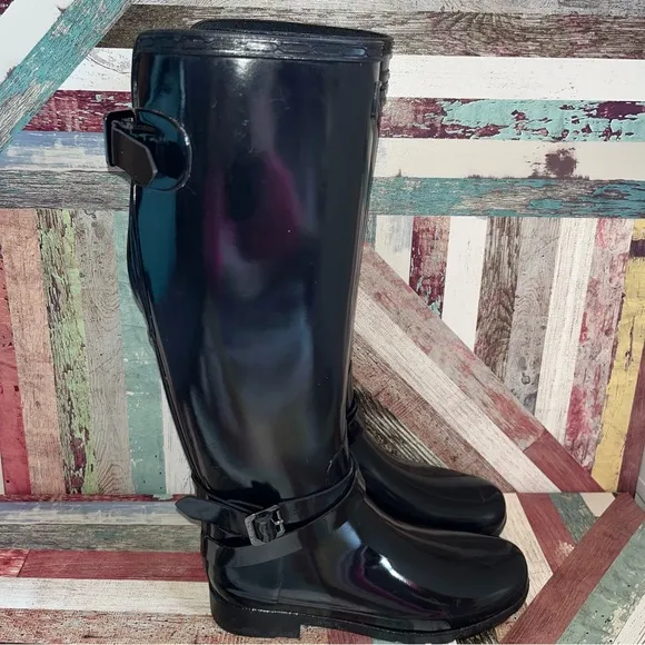 Hunter Women’s Tall Rain Boots Black Glossy EUC Adjustable Ankle/Calf Belt SZE 6