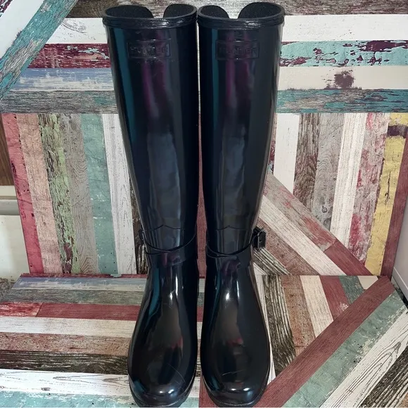 Hunter Women’s Tall Rain Boots Black Glossy EUC Adjustable Ankle/Calf Belt SZE 6