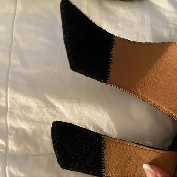 IGI &amp; Company Made in Italy Sandals NWOT