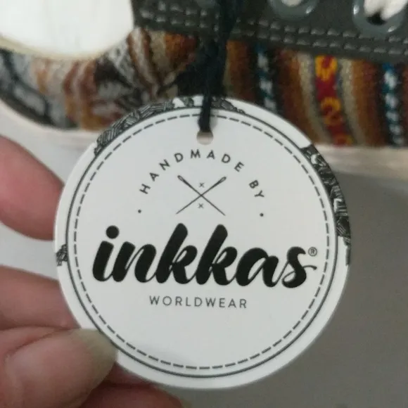 Inkkas Cusco Low Top Traditional Peruvian Design Sneakers - Big Kid's size 3.5