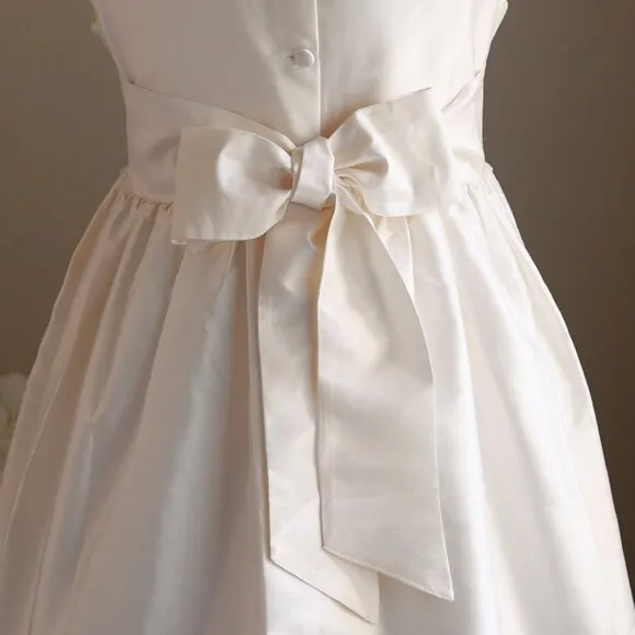 Ivory Silk Flower Girl Special Occasion Portrait Dress Boutique Size 6/7 NWT