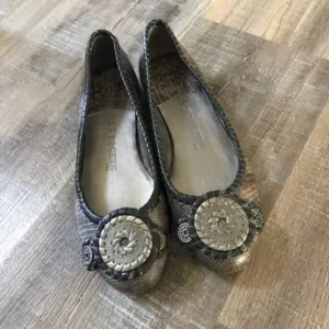 Jack Rogers Dakota Snakeskin Animal Print Coin Medallion Flats 6
