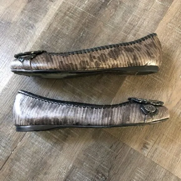 Jack Rogers Dakota Snakeskin Animal Print Coin Medallion Flats 6