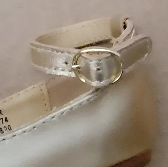 JANIE &amp; JACK Gold Mary Jane Round toe ballerina flats Size 4 toddlers