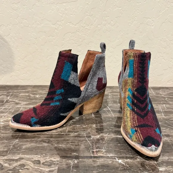 Jeffrey Campbell Cromwell Aztec Print Felted Leather Western Booties