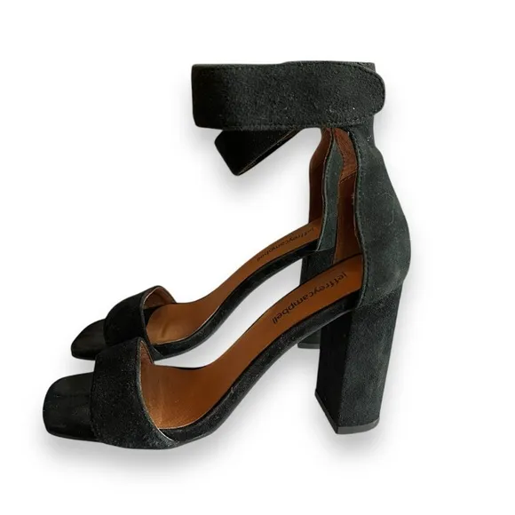 Jeffrey Campbell Holvey Black Suede Ankle Strap Chunky Block Heel Sandals 6