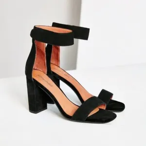 Jeffrey Campbell Holvey Black Suede Ankle Strap Chunky Block Heel Sandals 6