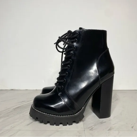 Jeffrey Campbell Legion Black Patent Lace Up Heeled Boot 6 1/2 M