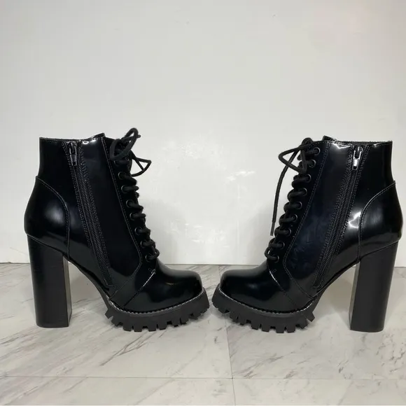 Jeffrey Campbell Legion Black Patent Lace Up Heeled Boot 6 1/2 M