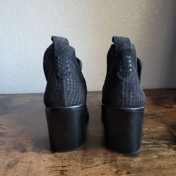 JEFFREY CAMPBELL Rosee Bootie Black Suede Leather Stacked Heel Boots Womens 7.5