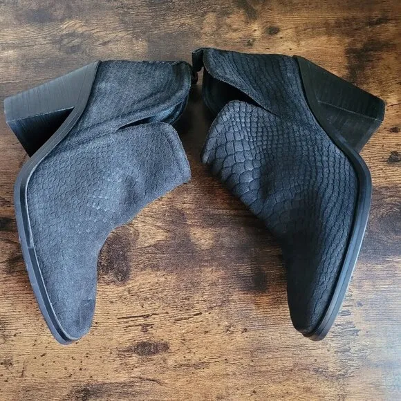 JEFFREY CAMPBELL Rosee Bootie Black Suede Leather Stacked Heel Boots Womens 7.5