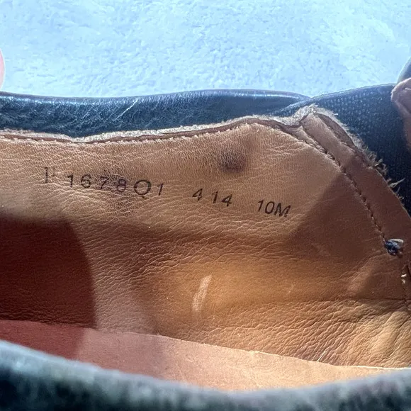 John Varvatos Dress Loafers Mens Size 10 Navy Blue Suede Vibram Sole‎ Slip On