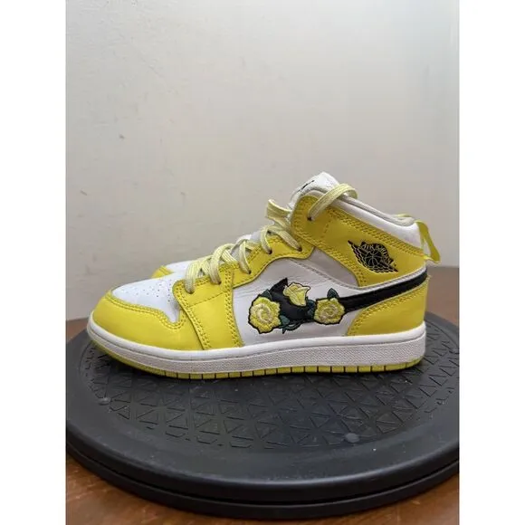 Jordan‎ 1 Mid SE Sneakers Dynamic Yellow Floral AV5173-700 Sz 1.5 Youth Unisex