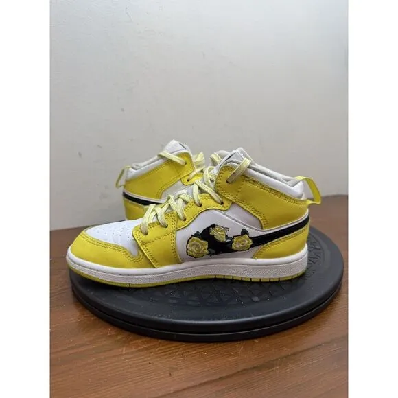 Jordan‎ 1 Mid SE Sneakers Dynamic Yellow Floral AV5173-700 Sz 1.5 Youth Unisex