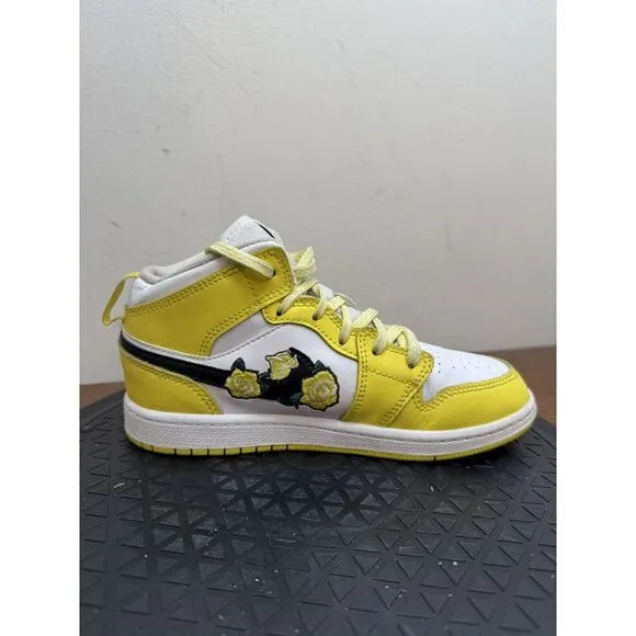 Jordan‎ 1 Mid SE Sneakers Dynamic Yellow Floral AV5173-700 Sz 1.5 Youth Unisex