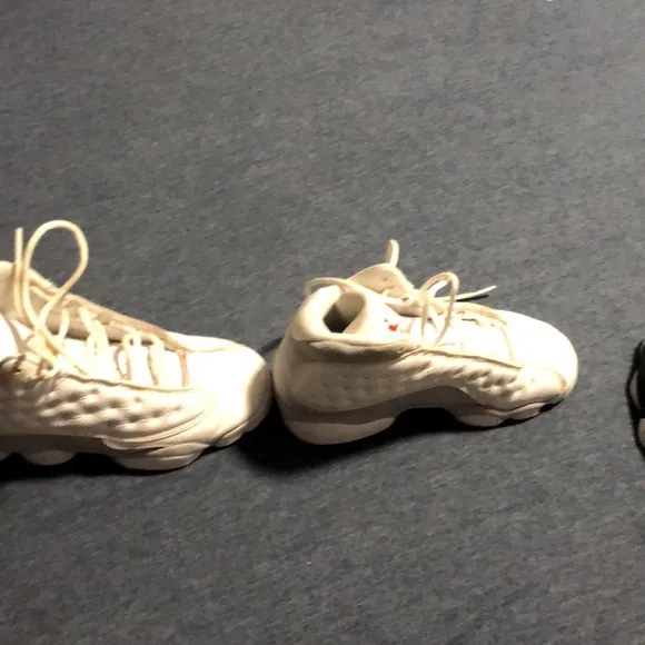 Jordan 13 retros kids 4y
