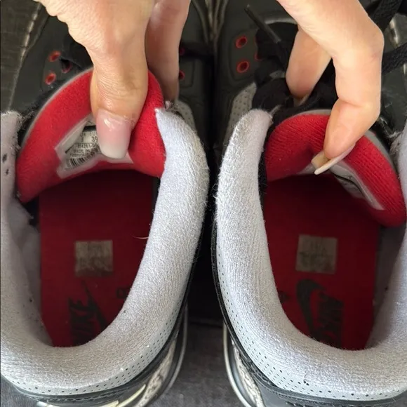 Jordan 3’s Big Kids. Black and Gray