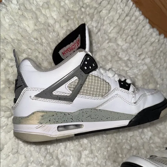 Jordan 4 Retro White Cement (2016)