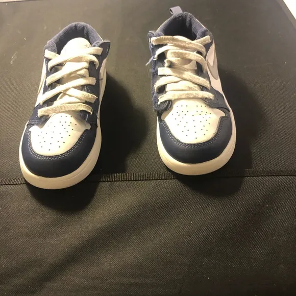 Jordan Air 1 low Alt size 3y