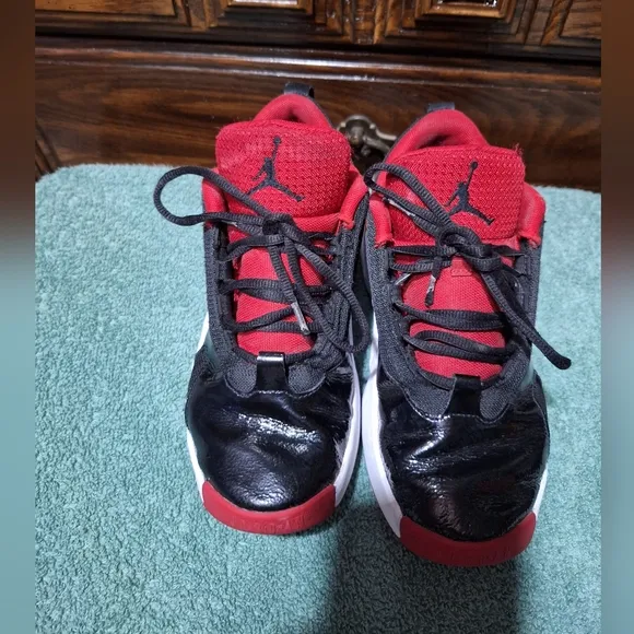 Jordan Boy's Max Aurora 6