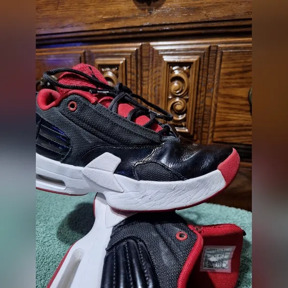Jordan Boy's Max Aurora 6