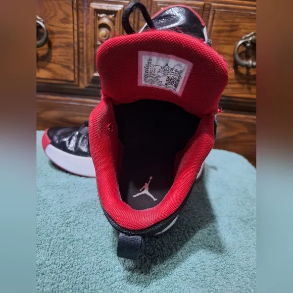 Jordan Boy's Max Aurora 6