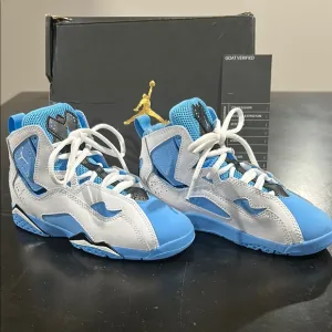 JORDAN TRUE FLIGHT Kid’s Blue and White Sneakers