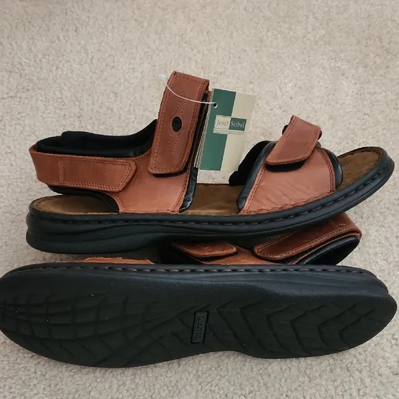 Josef Seibel Men's Brown Leather Sandals - New