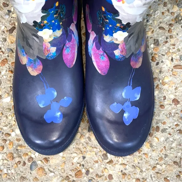 Joules Molly Welly Navy Blue Floral Mid-Calf Rubber Rain Boots Size 7