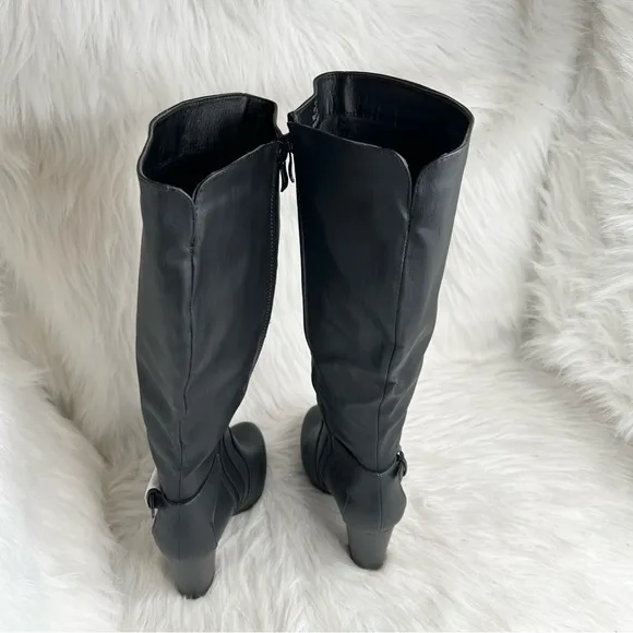 Journee Collection Women's Carver Boots Wide Calf Black 7.5