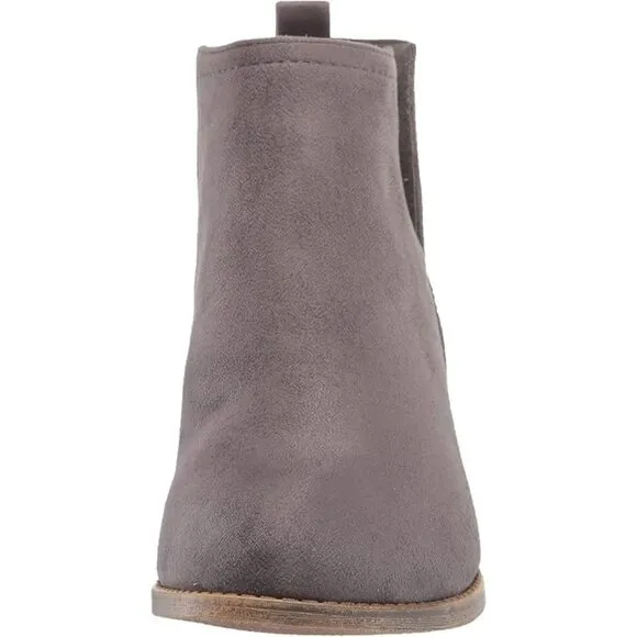 Journee Collection Womens Rimi Faux Suede Stacked Heel Ankle Boots Gray Size 8.5