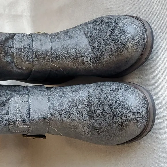 JOURNEE Grey Spokane Extra Wide Calf Knee High Studded Riding Boots SIZE: 7½
