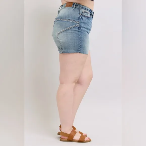 Judy Blue Embroidered Star High Rise Distressed Denim Mid-length Jean Shorts