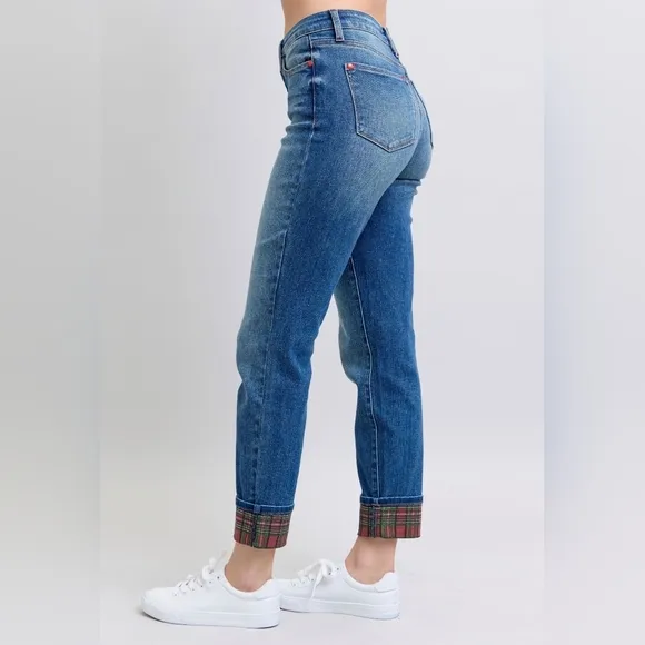 Judy Blue Red Plaid Cuffed Mid-Rise Straight Leg Cropped Jeans Ltd Denim Pants