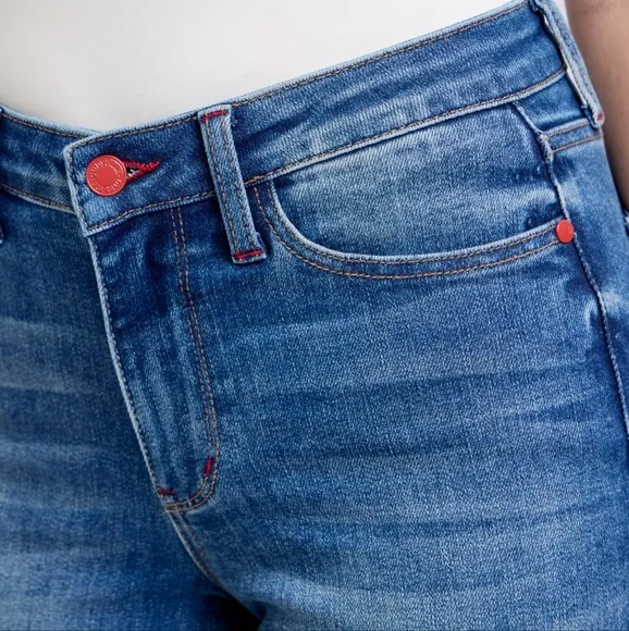 Judy Blue Red Plaid Cuffed Mid-Rise Straight Leg Cropped Jeans Ltd Denim Pants