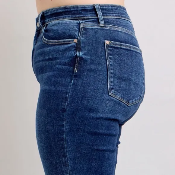 Judy Blue Retro High-Rise Waist Slim Fit Pants Tapered Flare Leg Denim Jeans