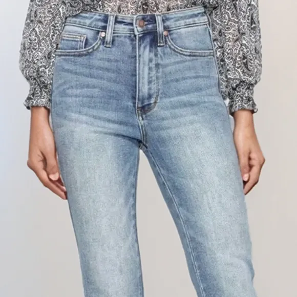Judy Blue Tummy Control High-Rise Jeans Bootcut Embroidered Pocket Denim Pants