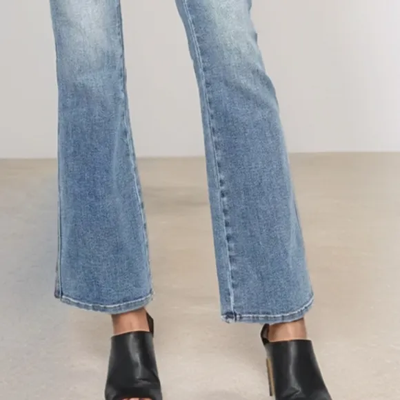 Judy Blue Tummy Control High-Rise Jeans Bootcut Embroidered Pocket Denim Pants