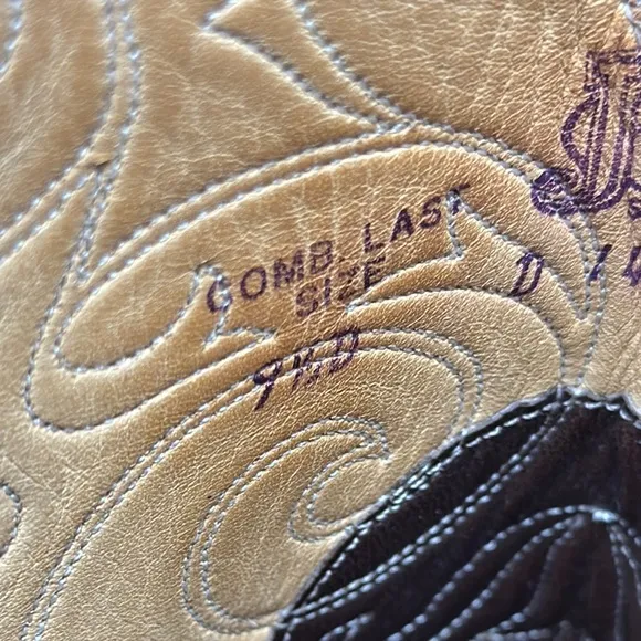 Justin Boots Brown Western Cowboy Boots with Intricate Stitching Dressy 9.5 D