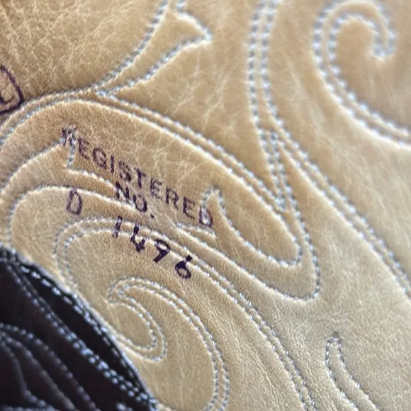 Justin Boots Brown Western Cowboy Boots with Intricate Stitching Dressy 9.5 D