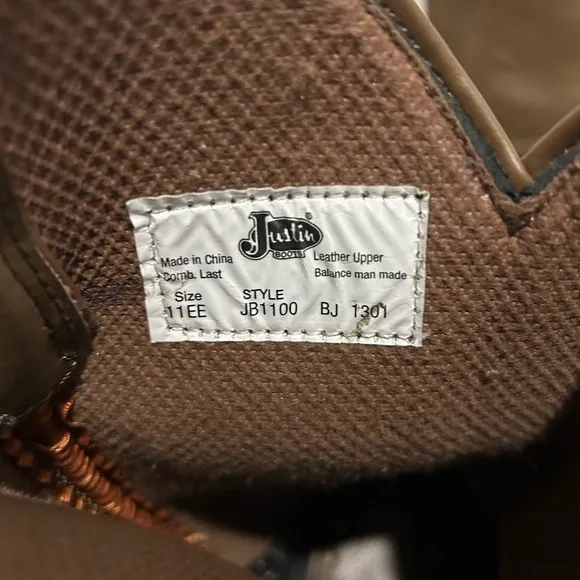 Justin Brown Leather Cowboy Boots - Extra Wide
