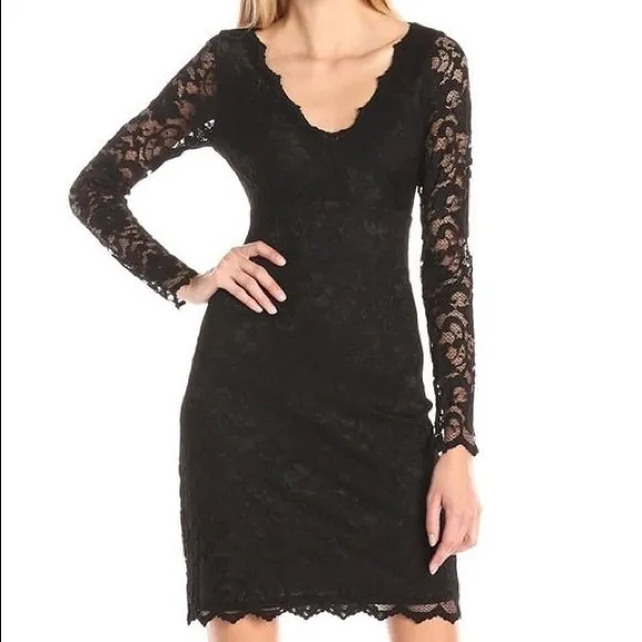 Karen Kane little black dress lace scalloped v neck empire waist cocktail EUC