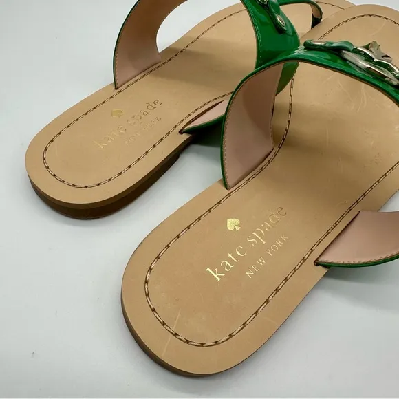 Kate Spade Cassis Patent Green Thong Sandals Size 9