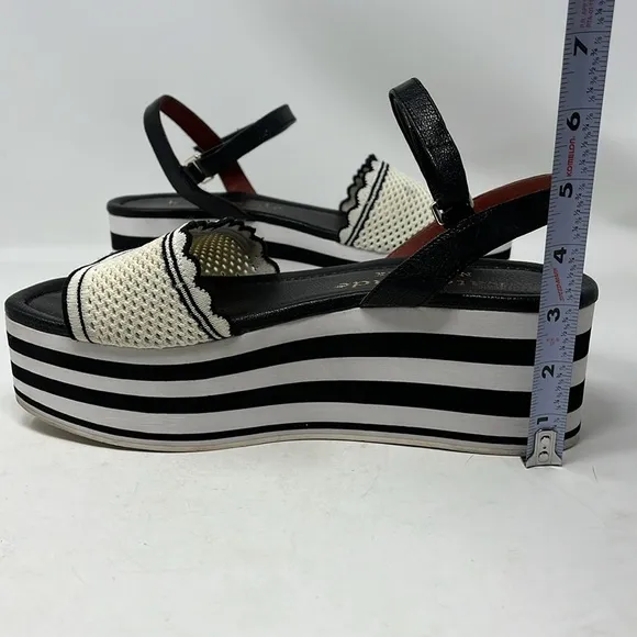 KATE SPADE HIGHRISE SPADE SANDALS BLACK WHITE STRIPE PLATFORM SZ 9.5