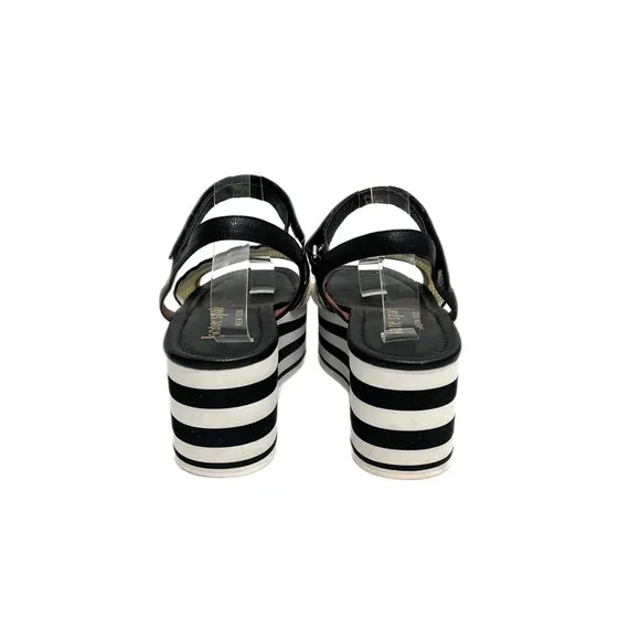 KATE SPADE | Vintage Y2K scalloped flatform Velcro strappy sandals