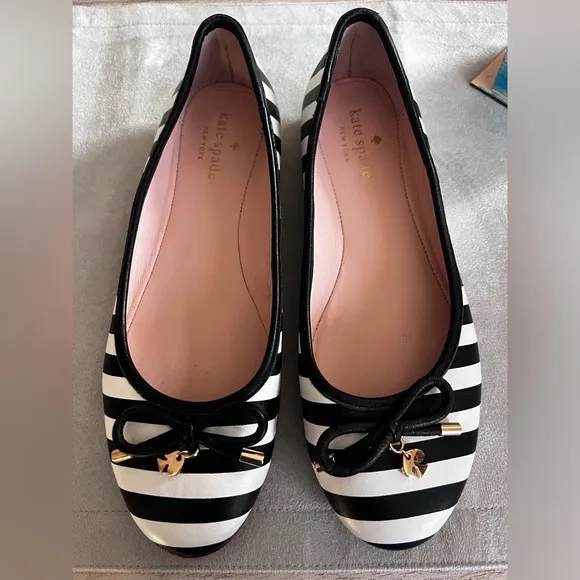 Kate Spade Willa Black &amp;‎ White Flats