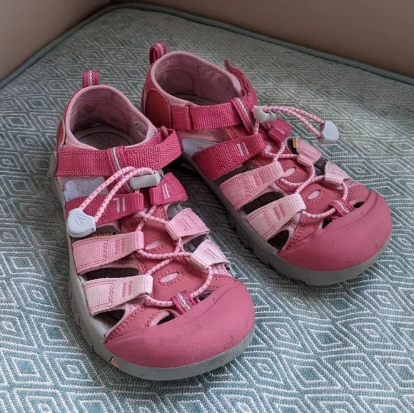 Keen Newport H2 Youth Sandals in Pink &amp; Rose