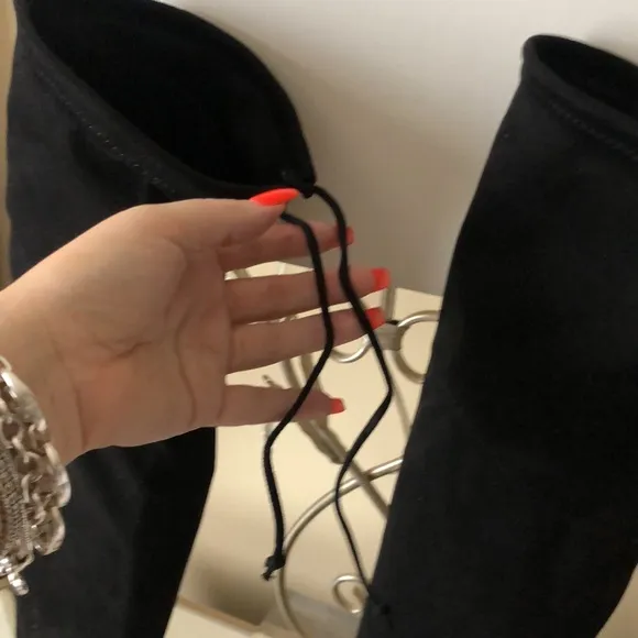 KELLY &amp; KATIE 3.5”Heel Black Over the Knee Boots